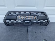 2016-2023 Toyota Tacoma Trd Grille Pt228-35170