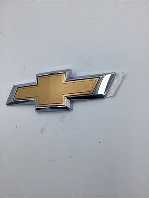 OEM NEW Front Bumper Grille Bow Tie Emblem Gold 15-16 Chevrolet Cruze