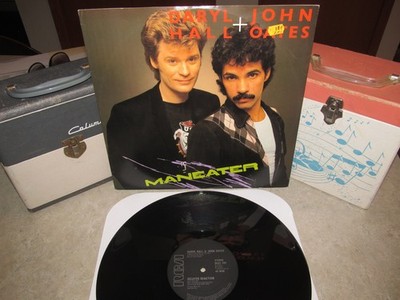 DARYL HALL & JOHN OATES - MANEATER U.K. 12'' Maxi Single RCAT 290 - Club Mix - EX