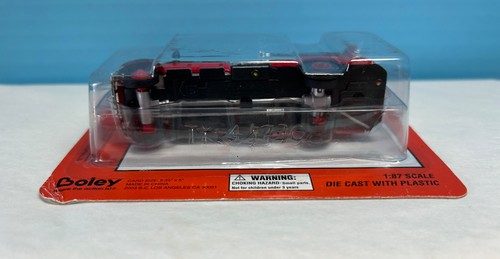 Boley #4573-13 Red Int'l Double Cab Emergency Fire Truck w/Black Top & Lights - Picture 4 of 7