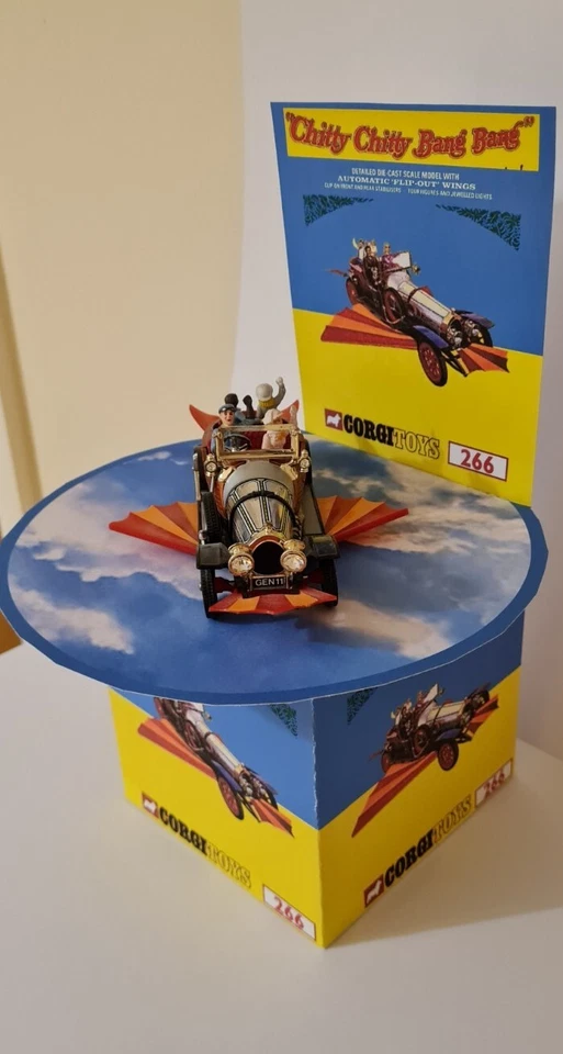 CORGI 266 CHITTY CHITTY BANG BANG  DISC STAND  ( MODEL CAR NOT INCLUDED ) .. - Image 3 of 4