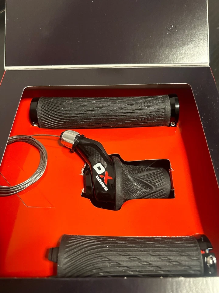 New SRAM X01 11s Grip Shifter Red/Black NEW - Image 2 of 3