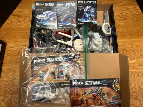 ✰ KRE-O STAR TREK lot of EIGHT kits:  Starfleet & Klingons ✰COMPLETE✰ Worth $350 - Picture 14 of 18