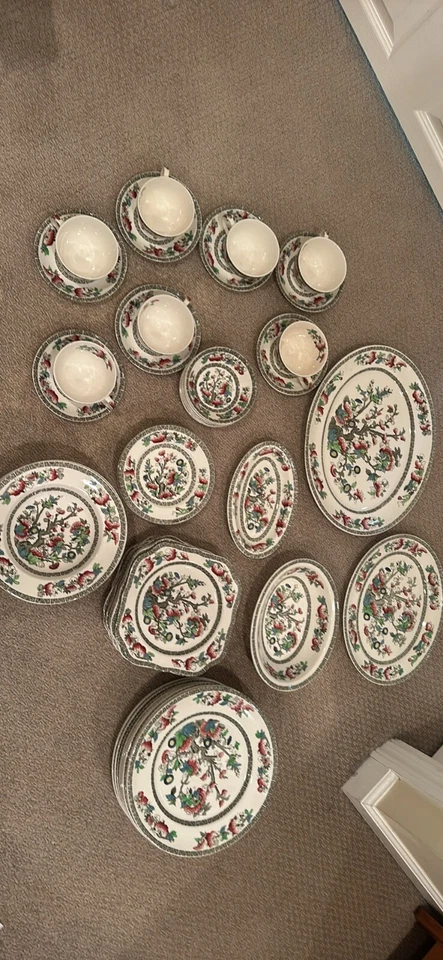 Juegos de vajilla vajilla vintage de porcelana Foto 2 de 4