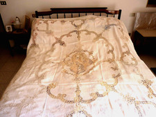 Copriletto matrimoniale puro lino pizzi di cantù e ricamo a mano