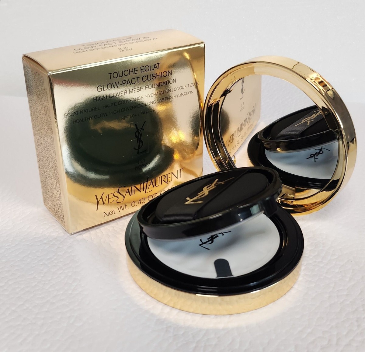 YSL Touche Éclat Glow Compact B20 OWN THAT GLOW FROM DUSK TO DAWN WITH TOUCHE ECLAT GLOWPACT
