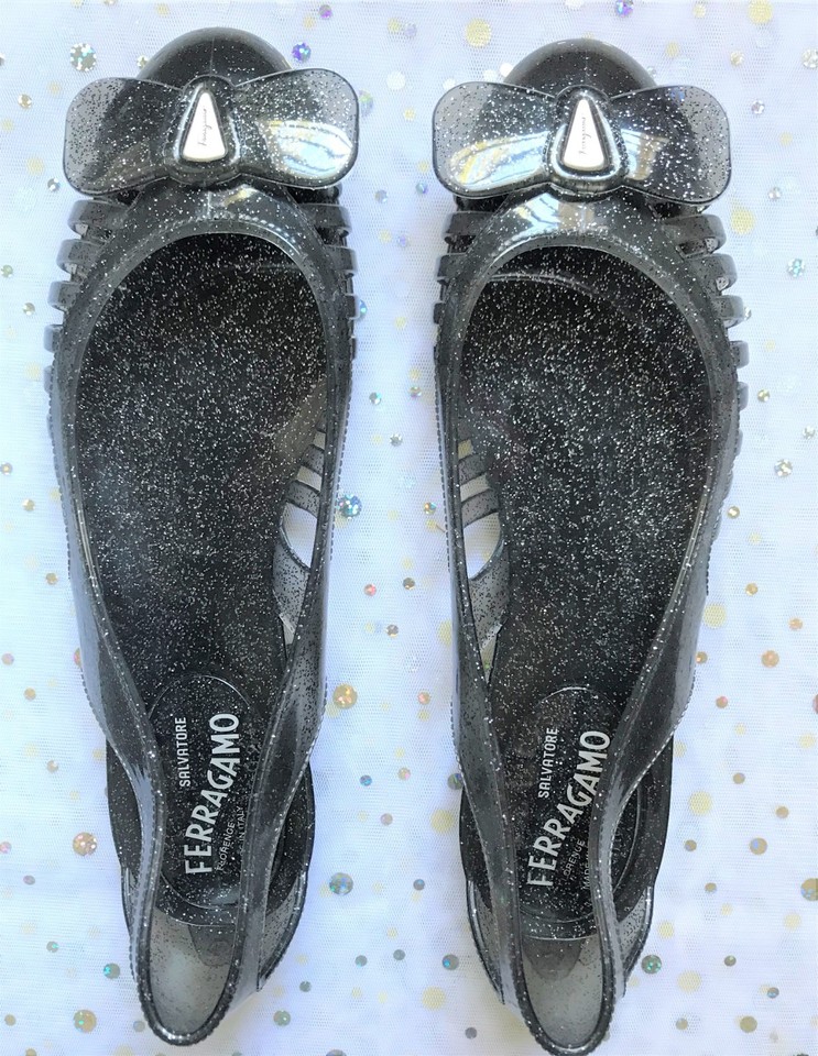 SALVATORE FERRAGAMO - SILVER GLITTER VARA BOW JELLY BALLET FLATS SZ 7