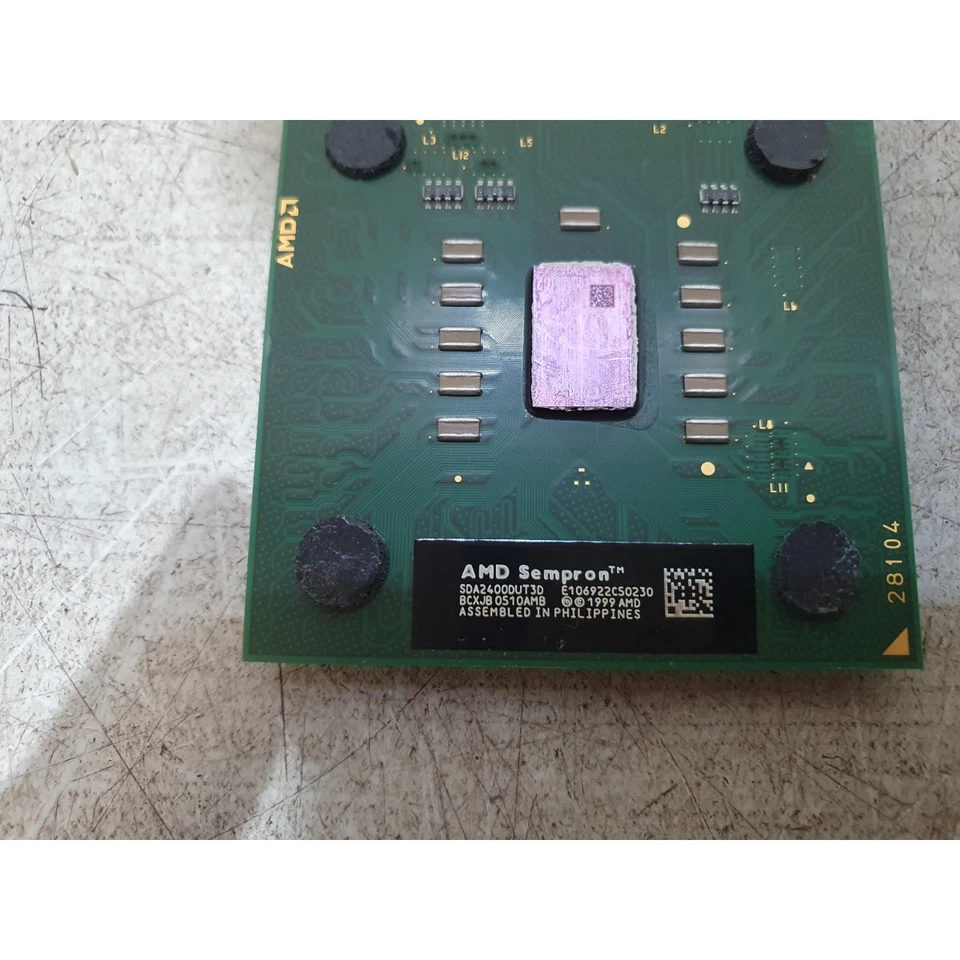 AMD Sempron 2400+ SDA2400DUT3D Desktop CPU Processor 1.67GHZ 333 MHz Socket 462 - Image 4 of 4