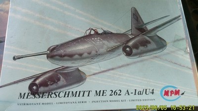 MPM 72019 Messerschmitt Me-262A-1a/U4   1:72