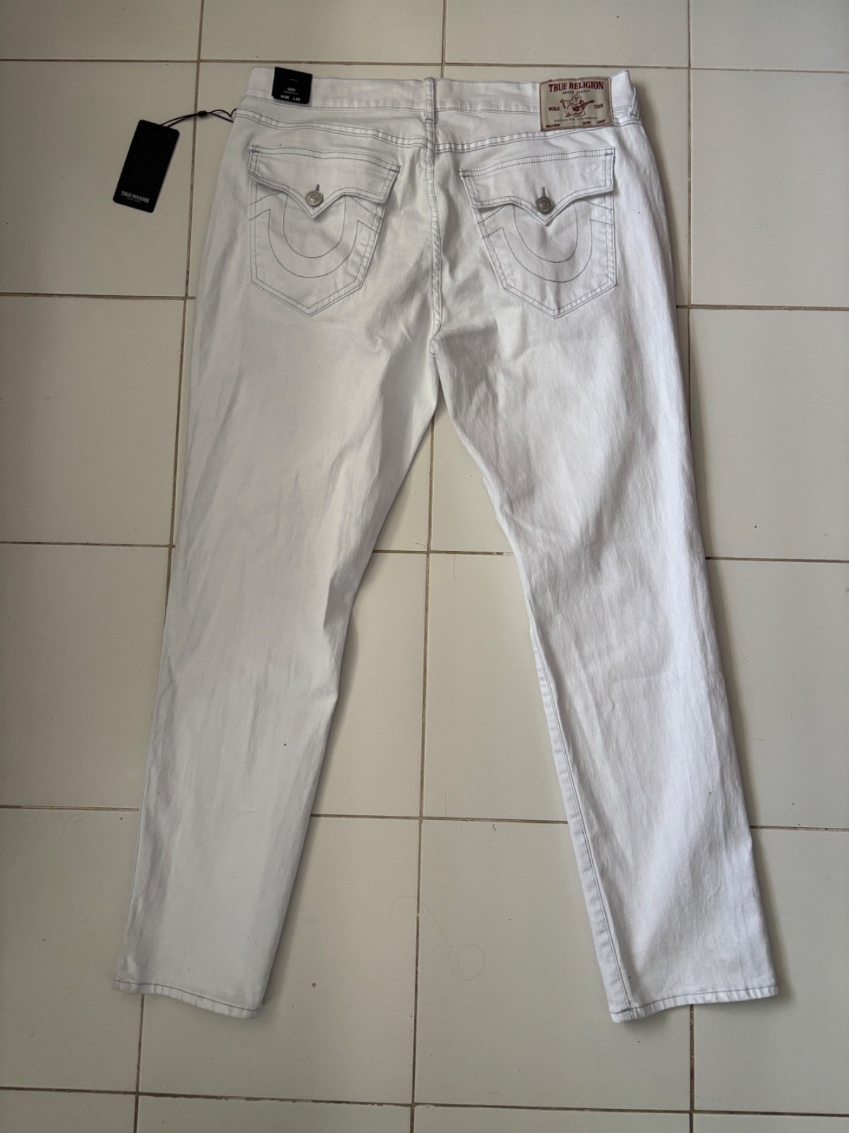 True Religion Men's Geno Relaxed Slim Jeans Sz 36X32 Optic White Flap Pocket NWT