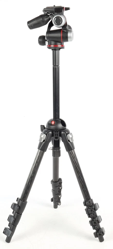 Trípode de viaje de fibra de carbono Manfrotto Befree, con cabezal de inclinación/pan XPRO 3 vías Foto 2 de 4