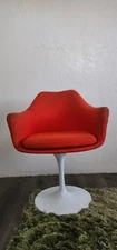 Vintage Knoll Eero Saarinen Red Upholstered Fiberglass Tulip Style Arm Chair