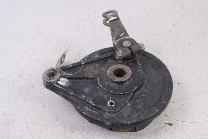 Placa de freio traseira 1982 Honda XL185S XL 185 - Imagem 3 de 4