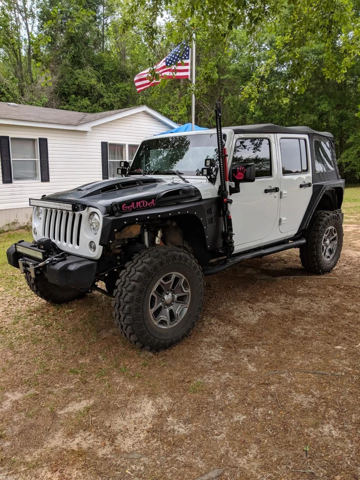 Smittybilt XRC Front & Rear Corner Armor Set for 2007-2017 Jeep Wrangler JK 4dr - Imagem 3 de 4