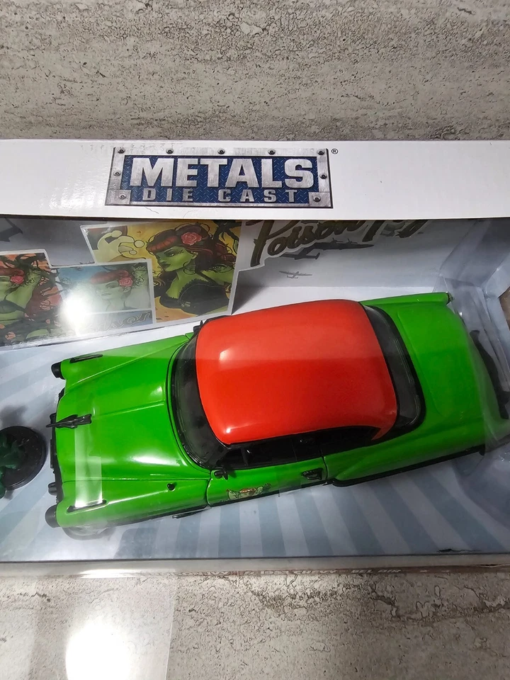 Jada Toys DC Comics Bombshells Poison Ivy y Chevy Bel Air 1953 auto fundido a presión nuevo en caja Foto 3 de 4