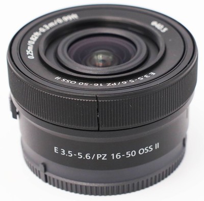 Sony E PZ 16-50mm F3.5-5.6 OSS II Objektiv lens - Riss am Gehäuse