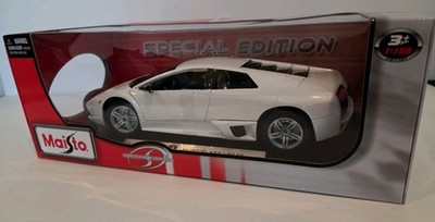 2011 Lamborghini Murcielago LP 640 NIB 1:18 Maisto Special Edition Pearl White