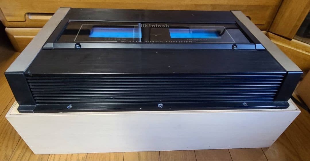 McIntosh MC431M Car Audio Power 4-Channel Amplifier Working
