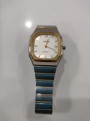 OMAX Men's Wristwatch Vintage Jumping Hour 3 ATM Water Proof Stainless 