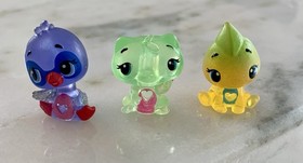 Hatchimals CollEGGtibles 10-Pack Mixed Lot Mini Figures w/ Egg Carton Case