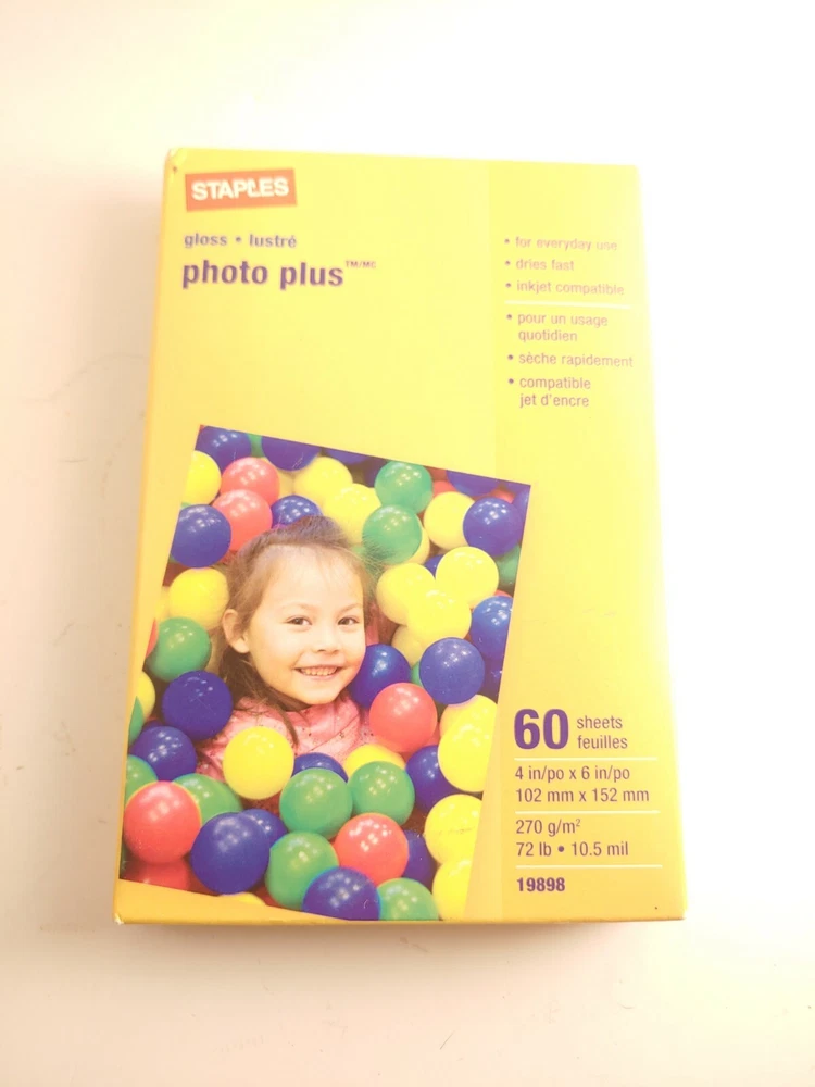 Staples Photo Plus 4 X 6 inch glossy photo printer paper 60 sheets 100mm x 150mm