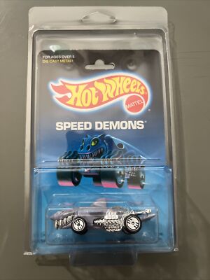 1988 HOT WHEELS SPEED DEMONS SHARKRUISER GRAY Chrome Teeth Shark Protector