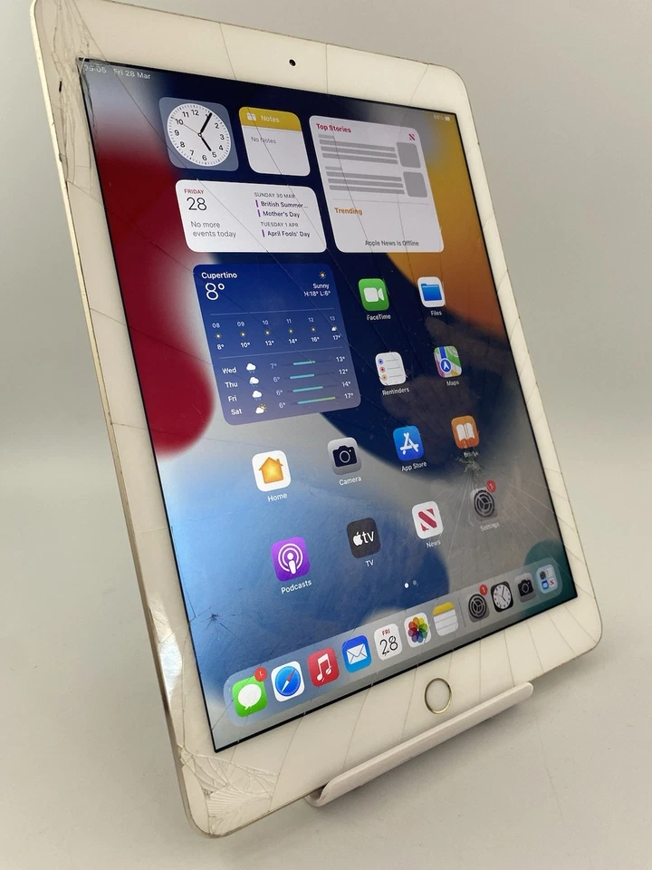 Apple iPad Air 2 9.7" Gold Wi-Fi 16GB 8MP 2GB Retina Display iOS Tablet Cracked - Image 4 of 4