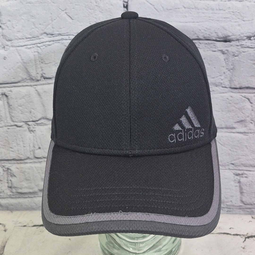 Adidas Cap Black And Grey Mountain Logo Mens Fitted Proback 