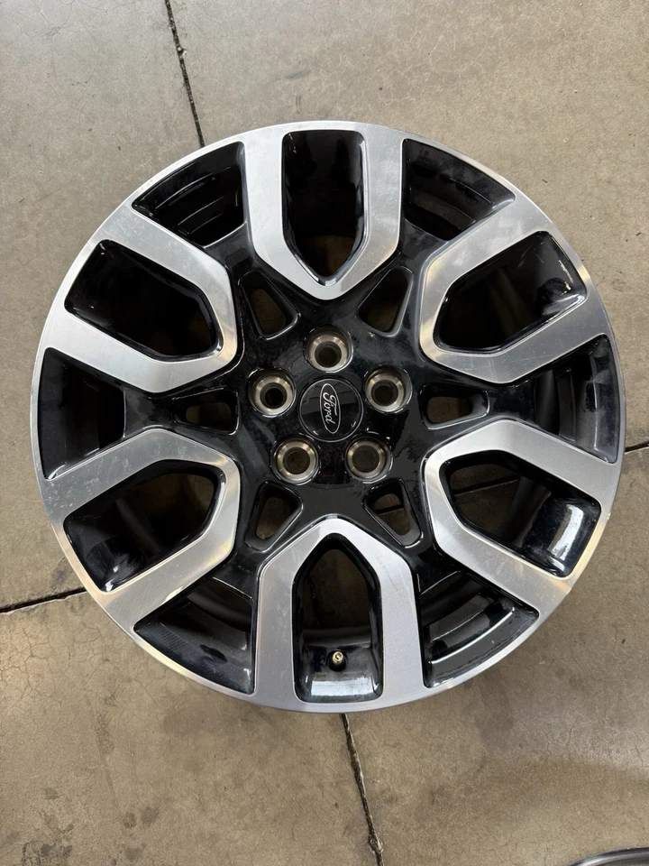 OEM FORD MAVERICK WHEELS - Image 3 of 4