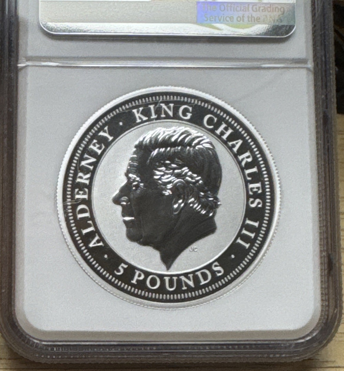 Picture 4 of 5