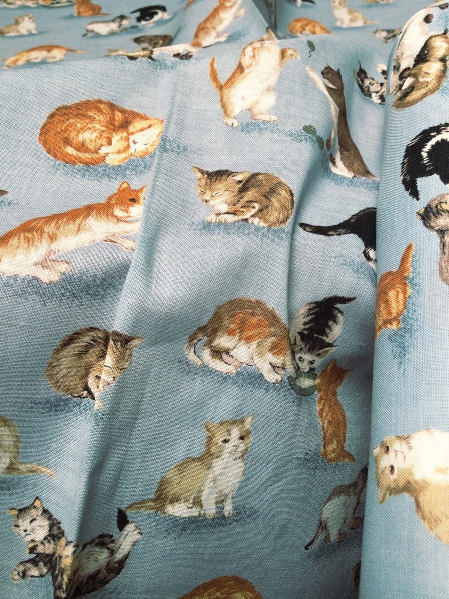 MARCATO tessuto stoffa KITTENS GATTI gattini SCAMPOLO