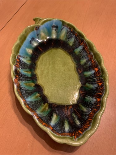 Vintage California Pottery #G285 Retro Bright Multi Color & Green Leaf Dish Bowl