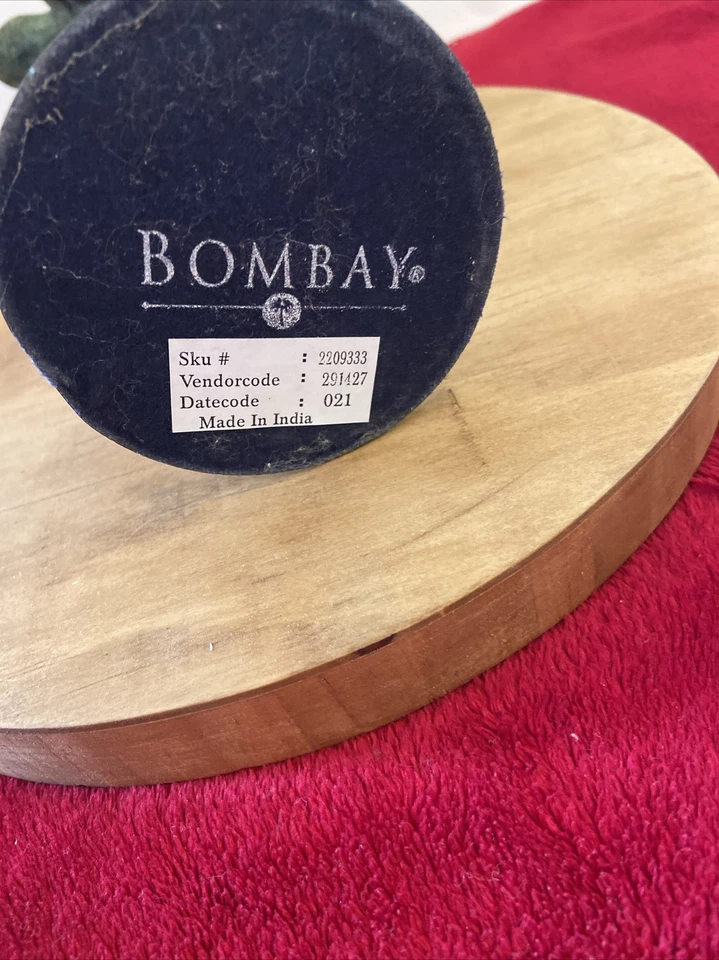 Candelabro cónico de palmera tropical de metal Bombay Company Foto 3 de 3