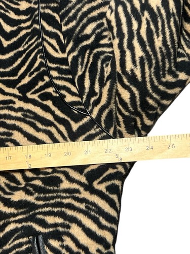 Straight To Hell Rocker Tiger Print Bomber Jacket Men's XL - Picture 2 of 7