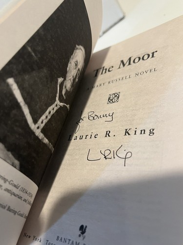 All Signed Lot Of 5 Paperback Books By King, Laurie R. - Unread - Imagen 9 de 9