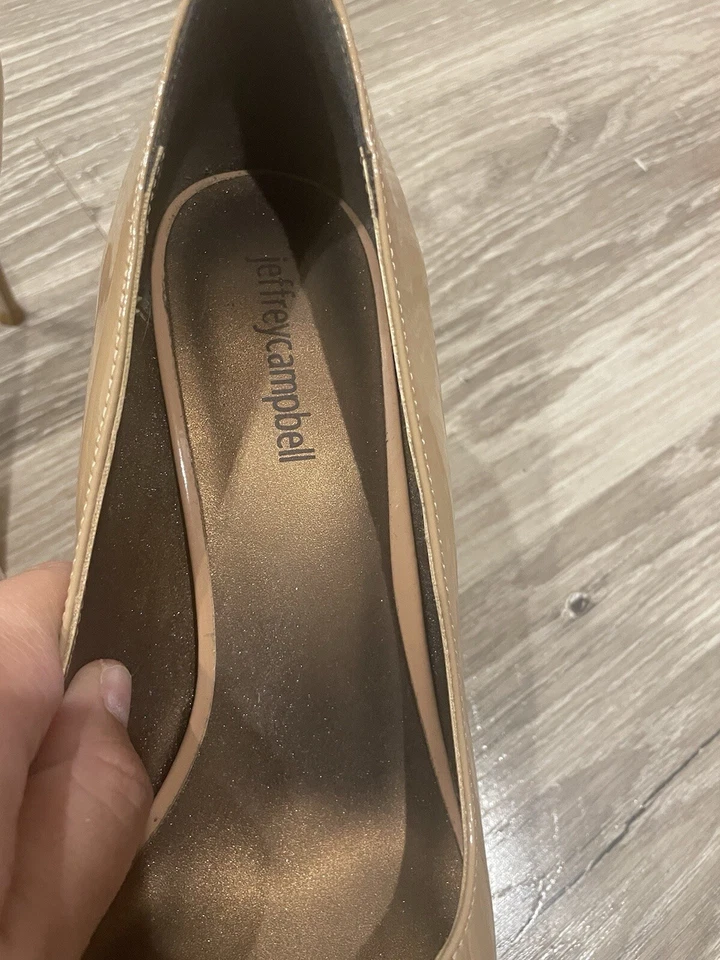 Tacones Jeffrey Campbell Nude beige tostado talla 10 puntera puntiaguda clásicos charol Foto 4 de 4