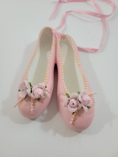 Vintage Pink Ceramic Ballet Slippers Shoes Wall Hanging Decorated 7" - Picture 6 of 9