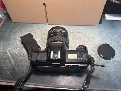 Minolta Maxxum 5000i Camera, Prospec Lens, Flash + Carrying Case, READ - Picture 7 of 13