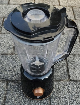 Bergner Table Blender Mixer Model BG-50053-CP  (EGT4)