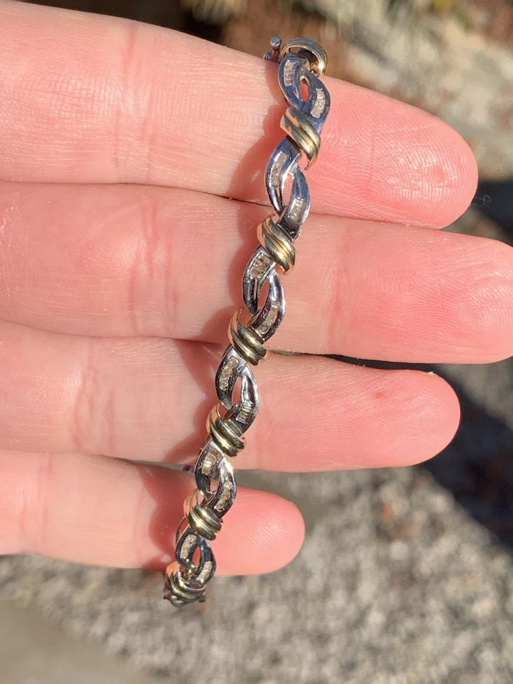 9ct yellow & white gold baguette & round cut diamond exceptional large bracelet - Image 4 of 4