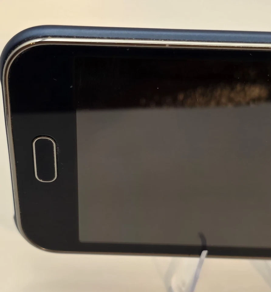 Samsung Galaxy J1 - 4 GB - Black (Verizon) - Image 4 of 4