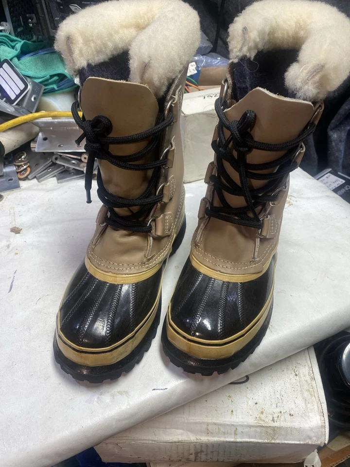 Botas aislantes impermeables de cuero marrón talla 8 Sorel Caribou para mujer excelentes Foto 2 de 4