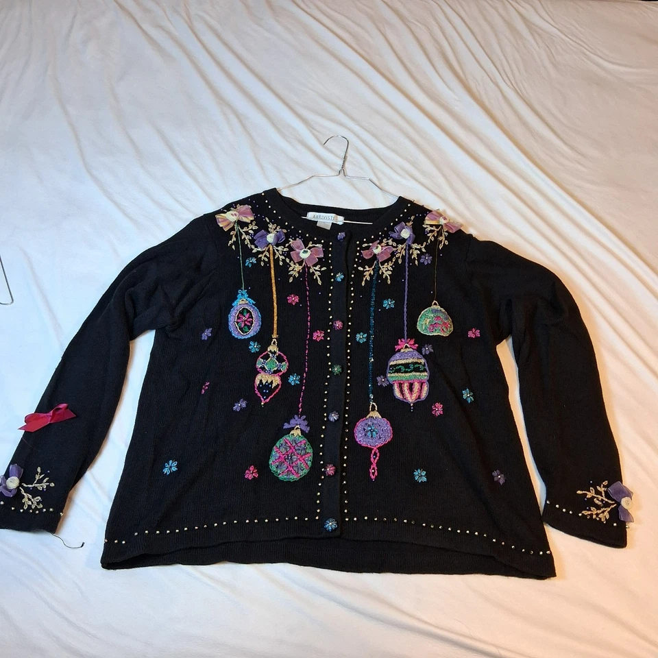 Suéter Navideño Vintage BRAVISSIMA - Adornos Bordados y Acentos de Cinta - Foto 2 de 4