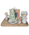 Precious Moments: 613118, X'mas Fireplace and Floor Setting - With Box