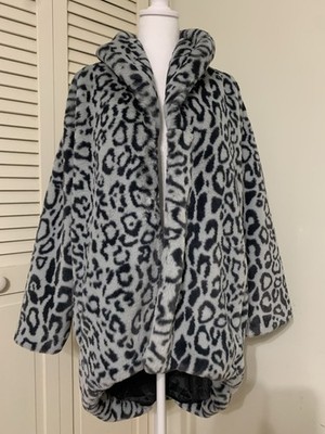 Walter Baker Coleman Coat Gray Leopard Faux Fur New Size Small MSRP 298