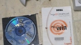 Sega Dreamcast Console System W/ Game 2 Vmu 2 Controllers Hyper Pak Cord        