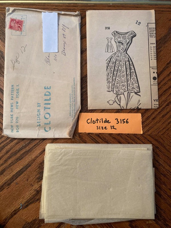 Clotilde 3156 Vintage Sleeveless Dress & Bolero Size 12 Bust 30 Uncut