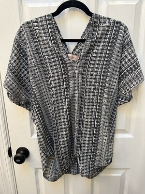 Philosophy Republic V-Neck Top Office Blouse Black/White Geometric Flowy Size XS