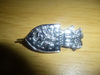 Vintage Löwe Krone/Schild Haarnadel Brosche ?????? curio unsure. (D32h)
