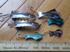 4 Vintage A.T.C Ko-Ko Fishing spoon Lures plus 2 unknown baits